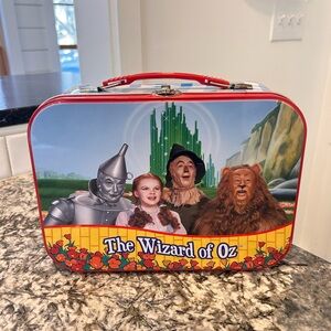 Wizard of Oz Metal Tin Lunchbox